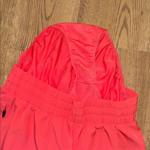 Rabbit running shorts built in brief XS - Picture 4 of 11